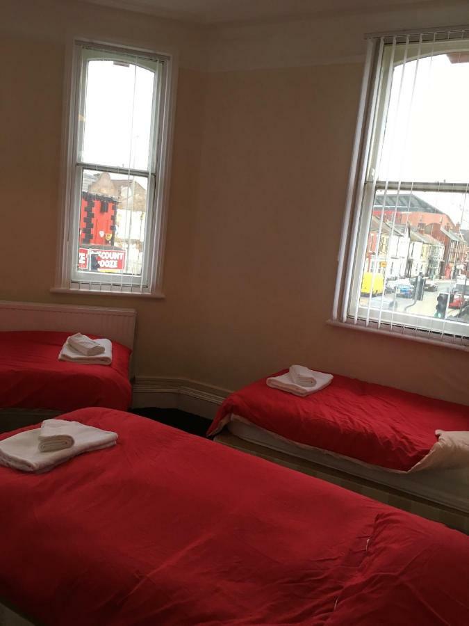 The Glenbuck Hotel Anfield Liverpool Bagian luar foto